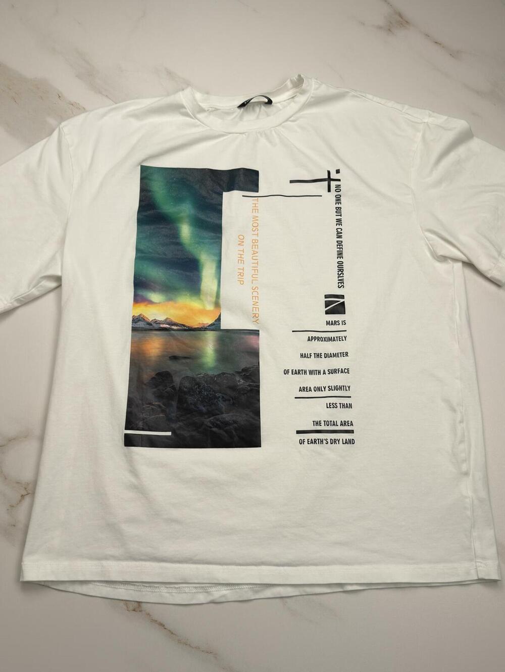 Shein Colorful White Graphic T Shirt - Mens Large